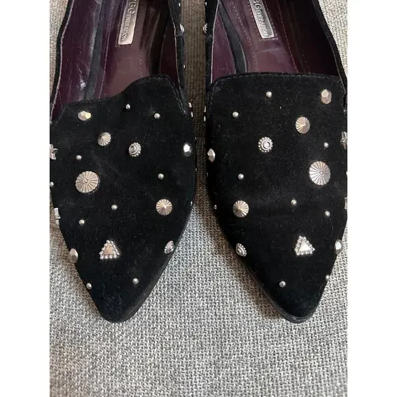 BCBG size 5.5 Nikkola black suede pointed-toe loafers silver-toned stars - Picture 2 of 7